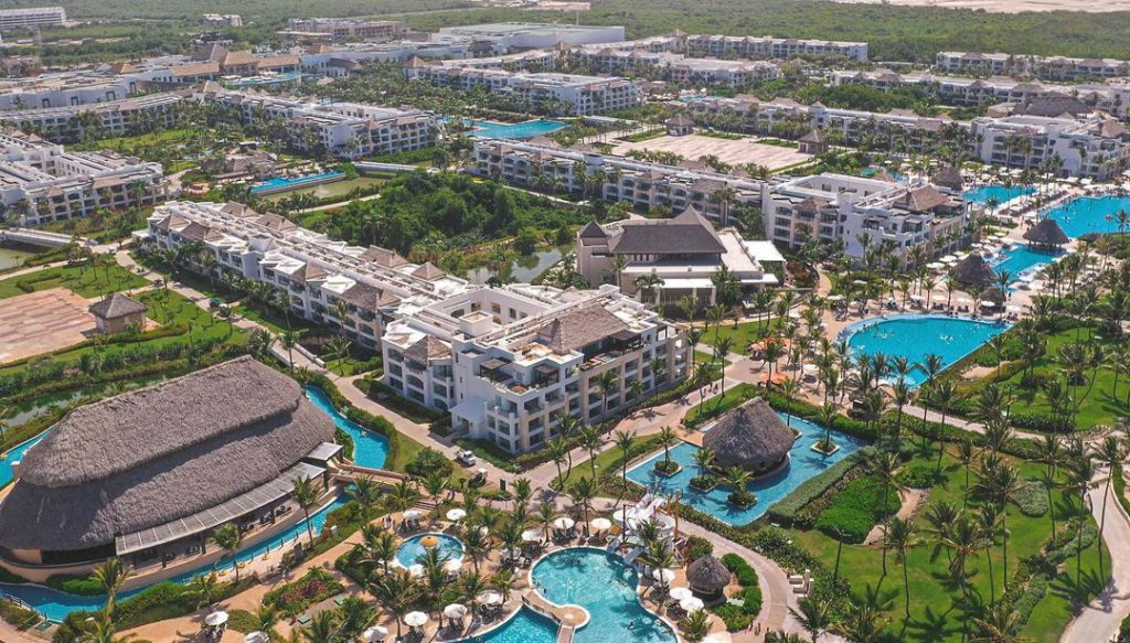 Hard Rock Hotel, em Punta Cana, é uma das opções de resorts no Caribe.